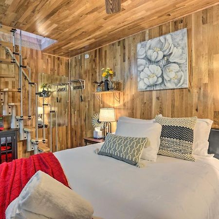 Boho Crestline Cabin, 1 Mile To Lake Gregory! Luaran gambar